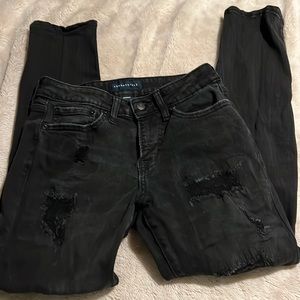 Juniors Aeropostale black distressed skinny jeans